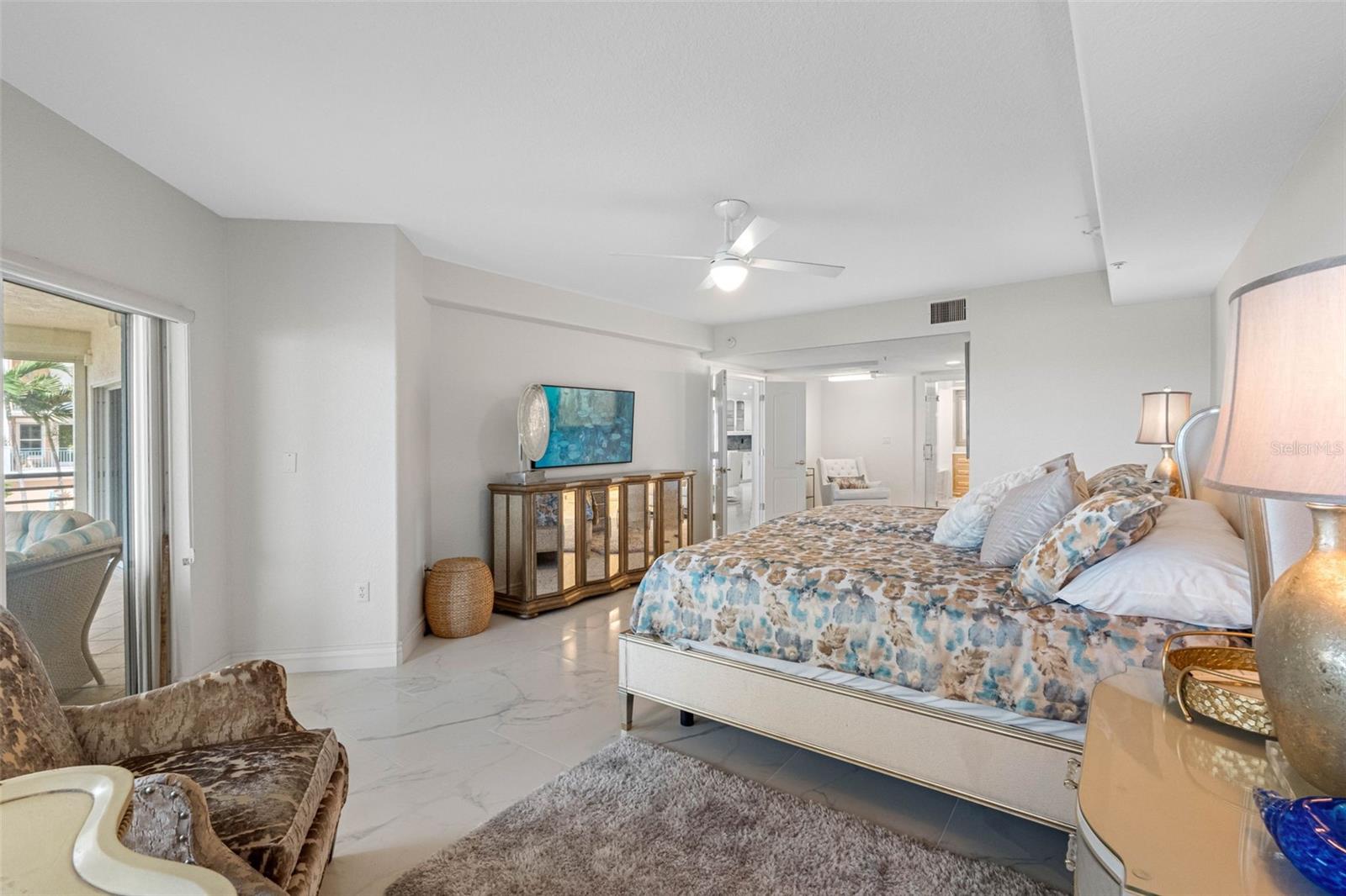 MARQUESA CONDO - Residential