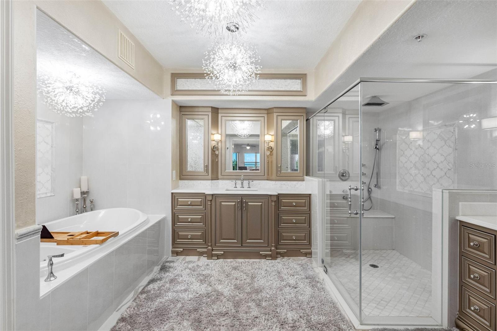 MARQUESA CONDO - Residential