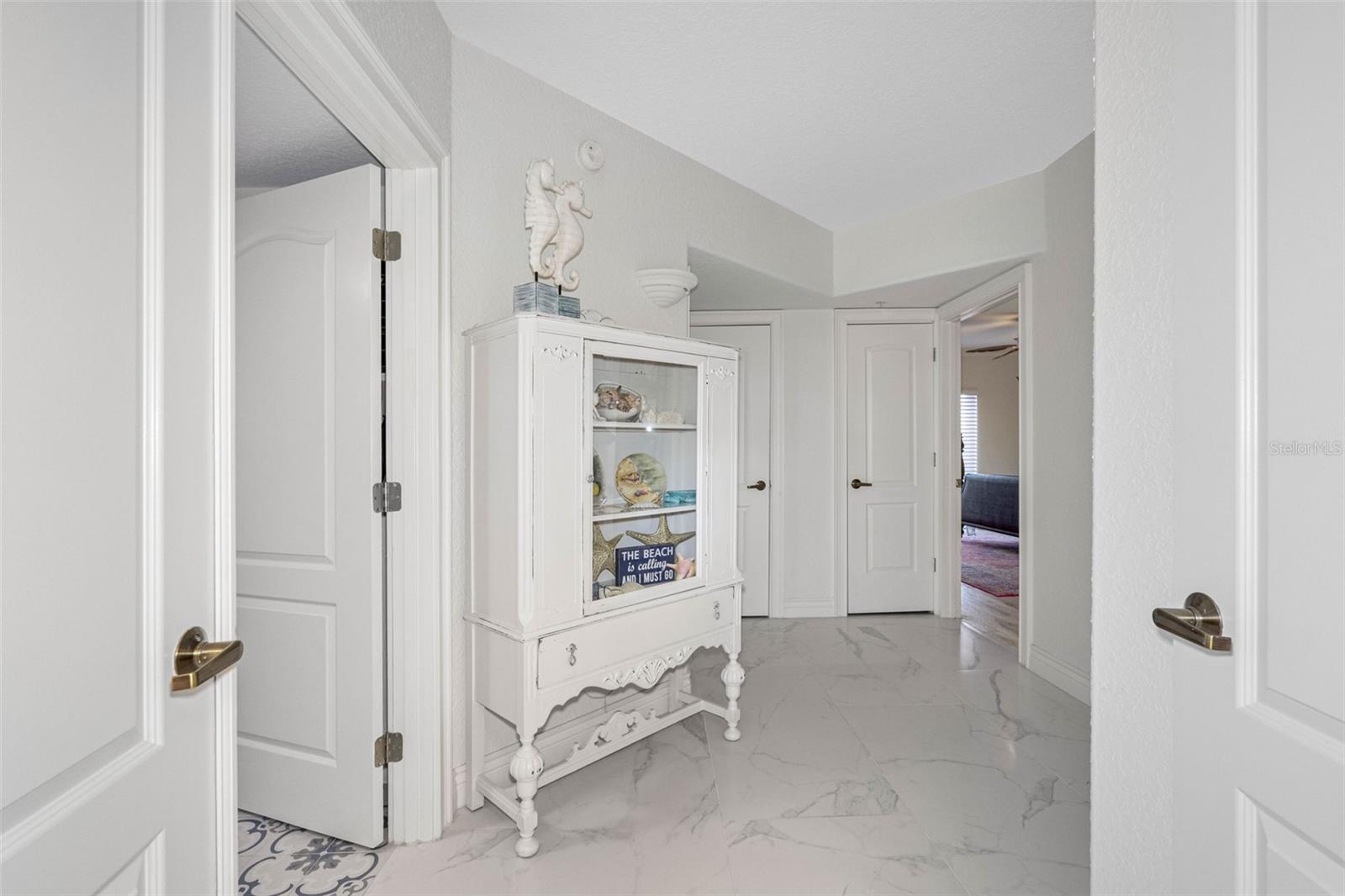 MARQUESA CONDO - Residential