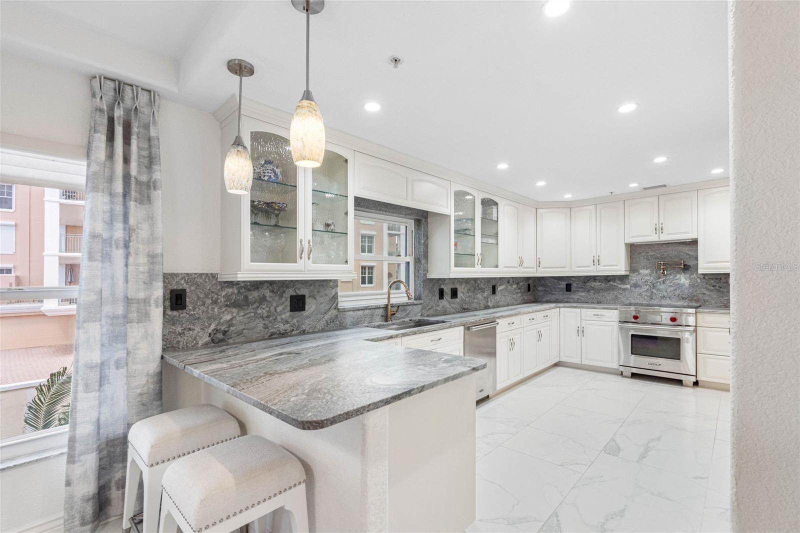 MARQUESA CONDO - Residential