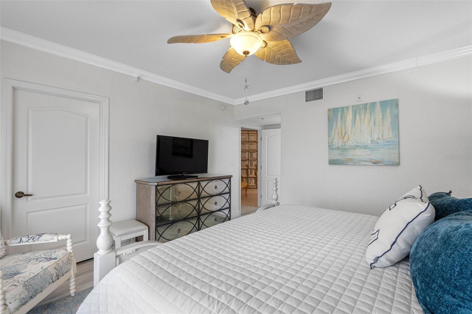 MARQUESA CONDO - Residential