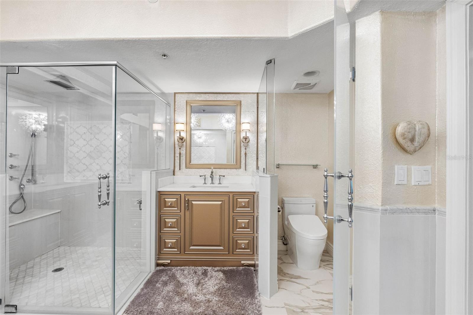 MARQUESA CONDO - Residential