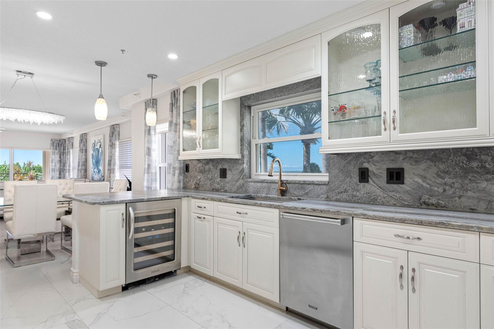 MARQUESA CONDO - Residential