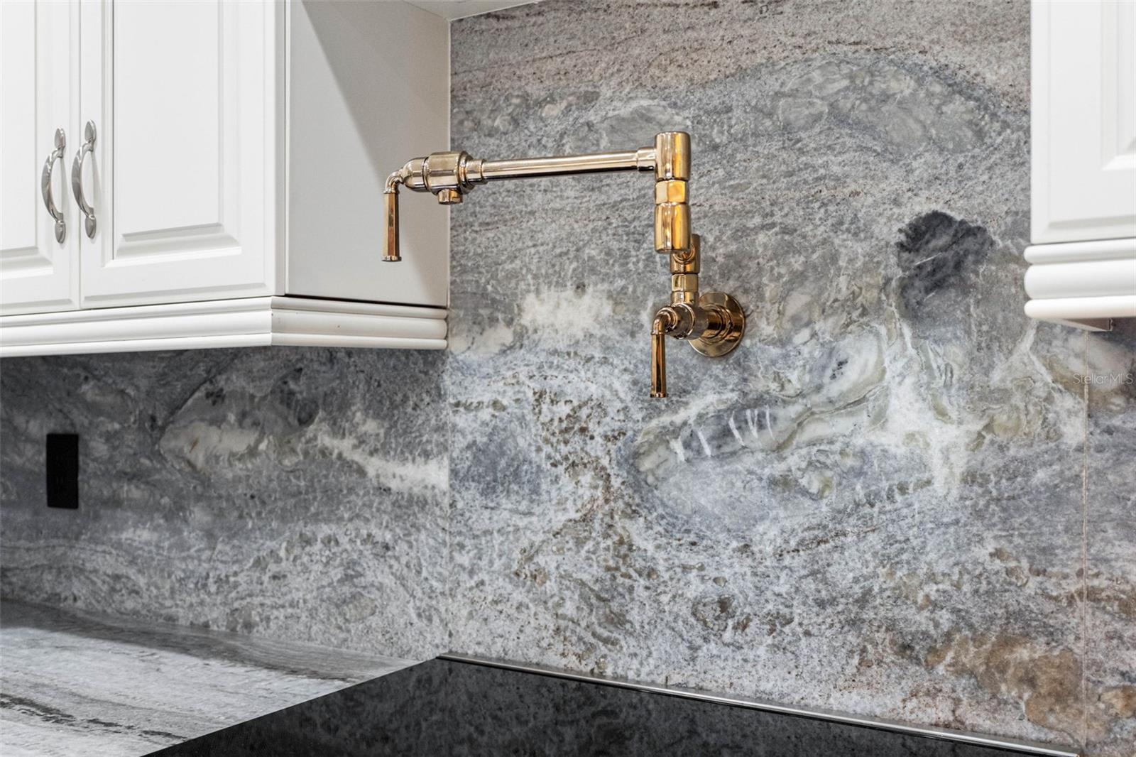 MARQUESA CONDO - Residential