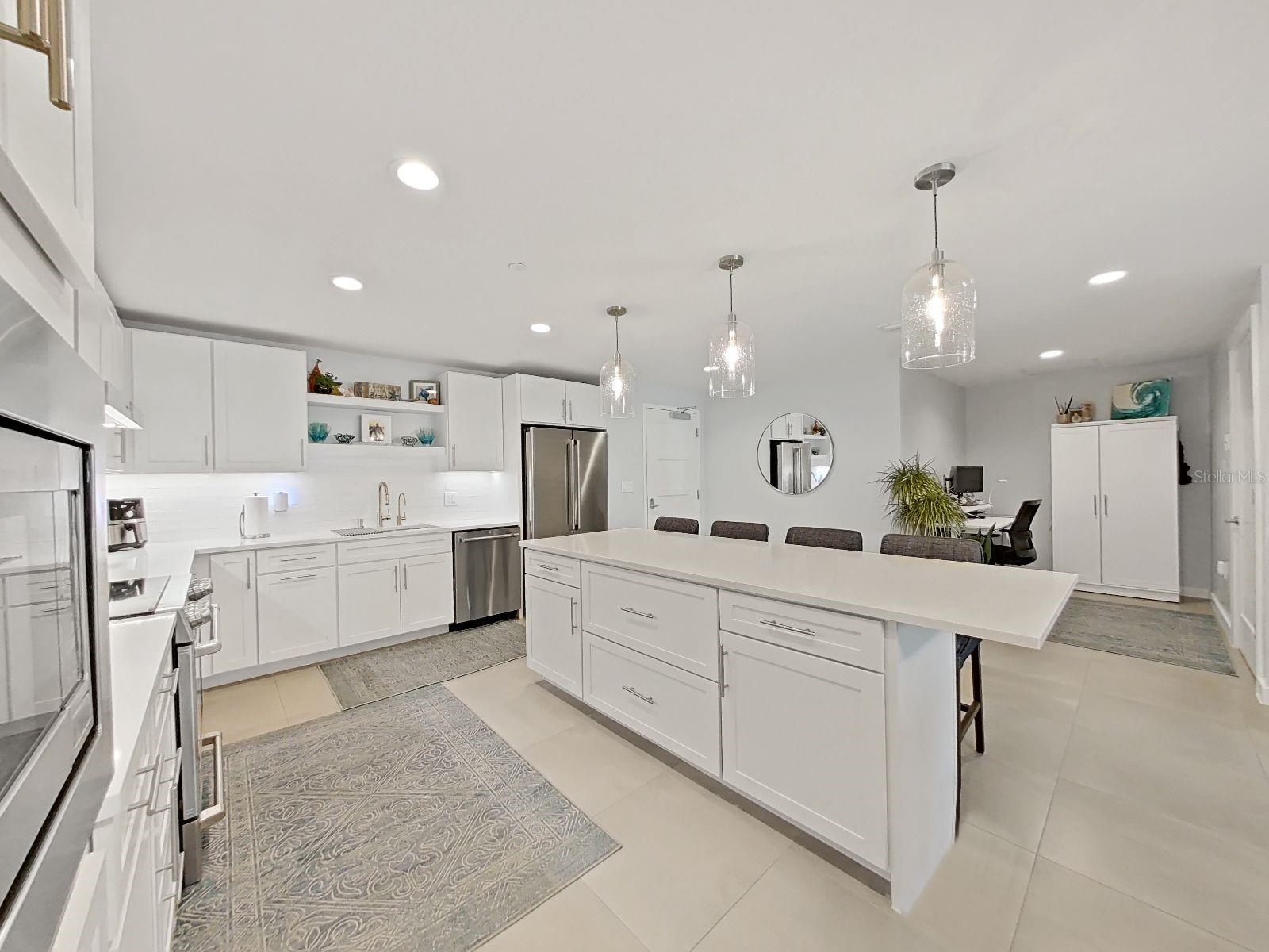 920 N OSCEOLA AVENUE 201