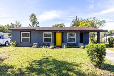Photo of 2190 Patterson Avenue, Orlando, FL 32811 (MLS # O6360225)
