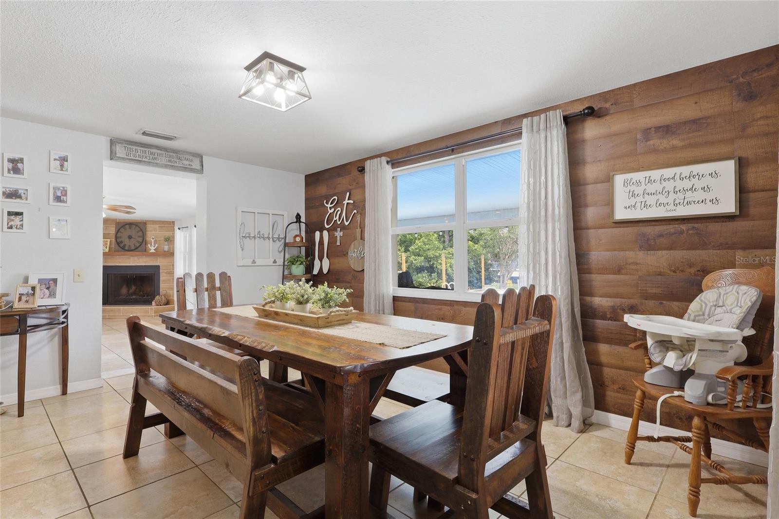 HICKORY HILLS - Residential