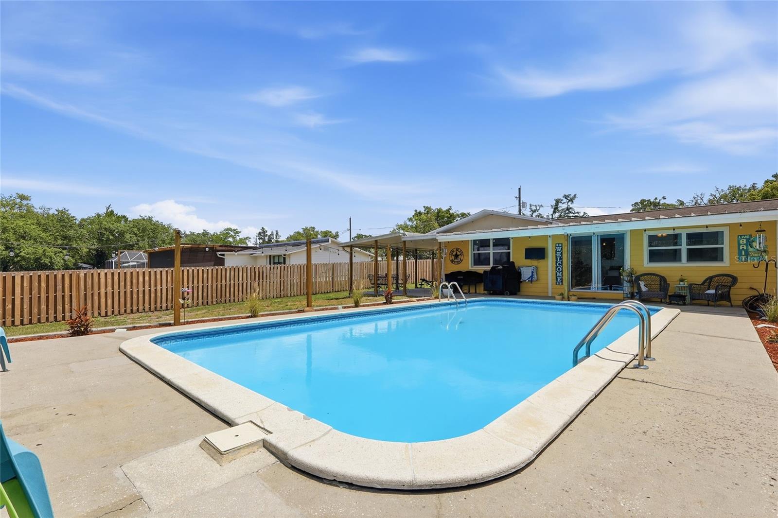 HICKORY HILLS - Residential