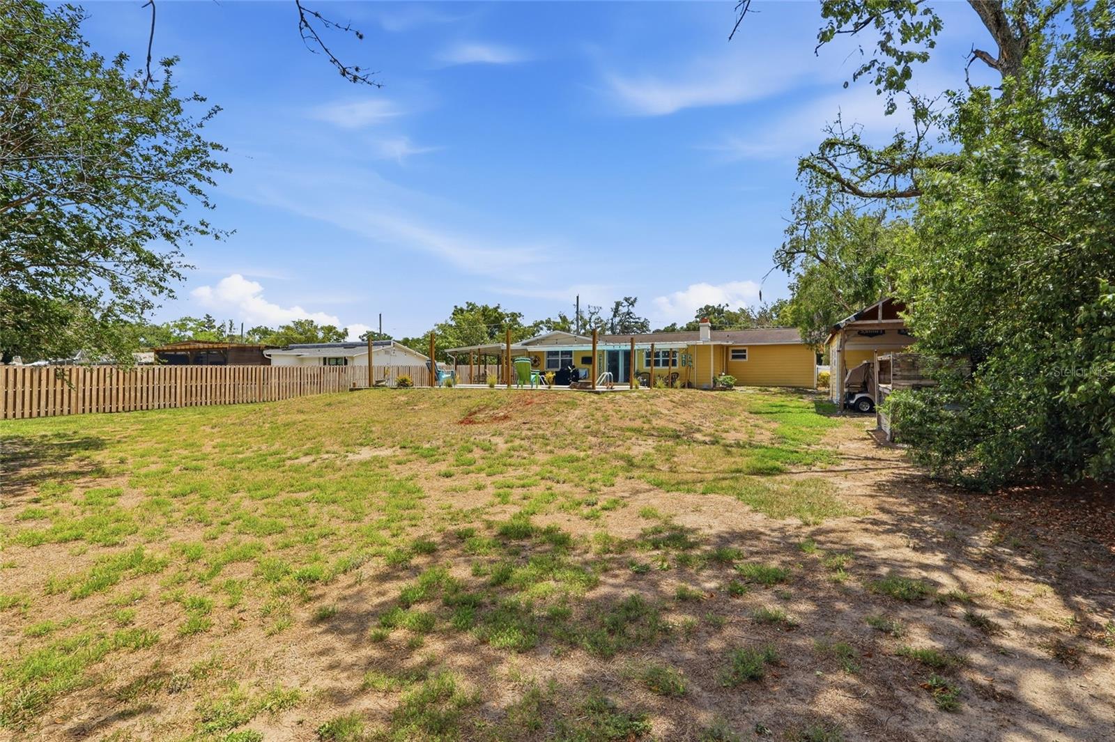 HICKORY HILLS - Residential