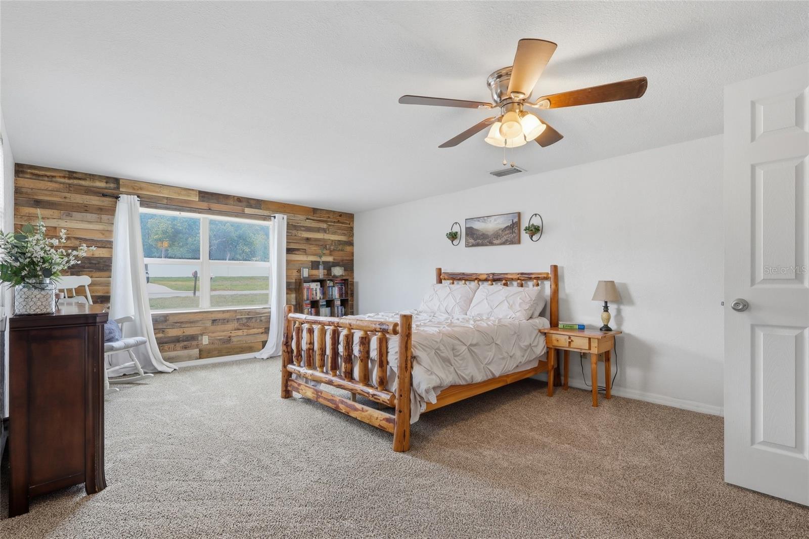 HICKORY HILLS - Residential