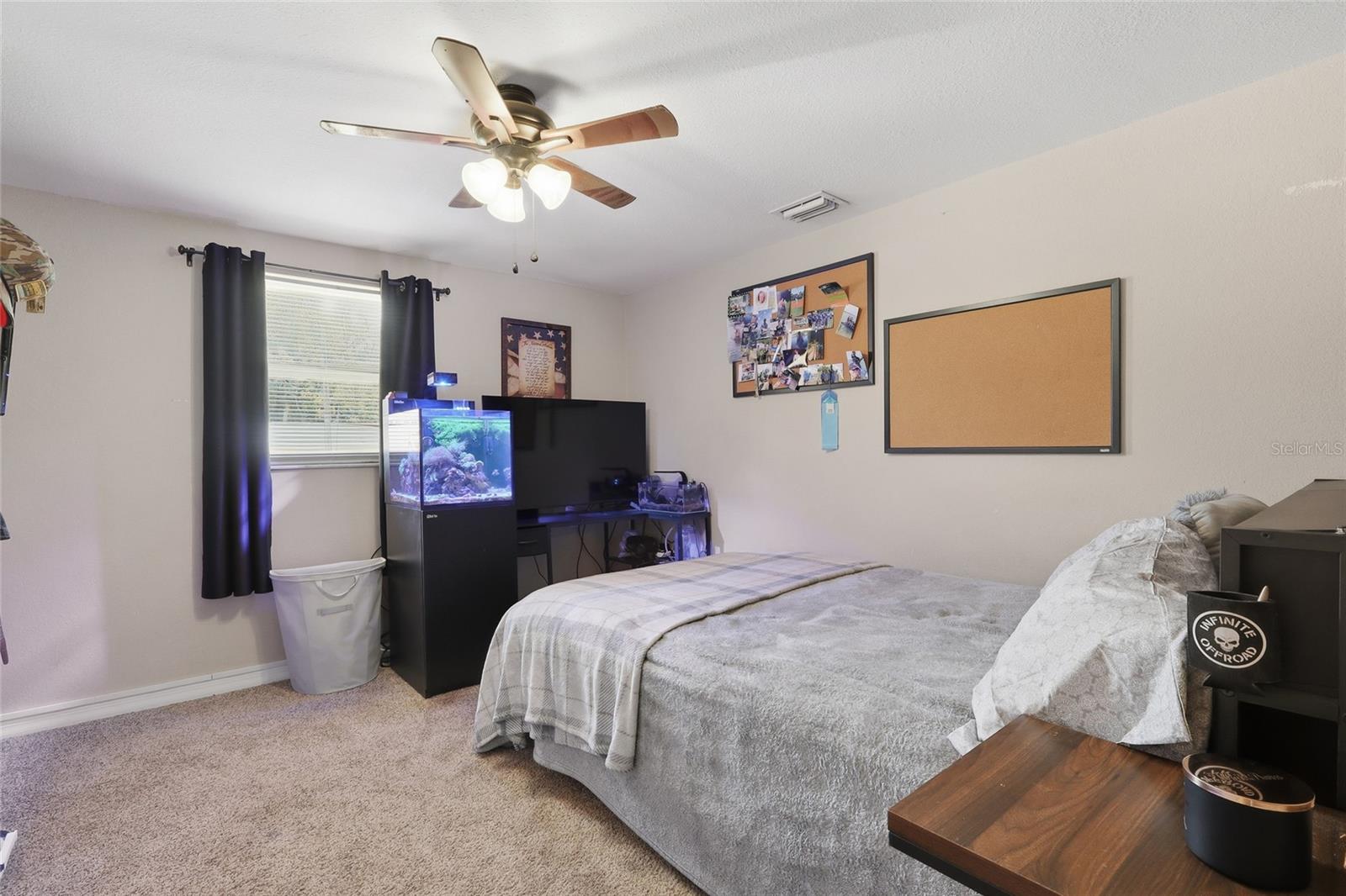 HICKORY HILLS - Residential