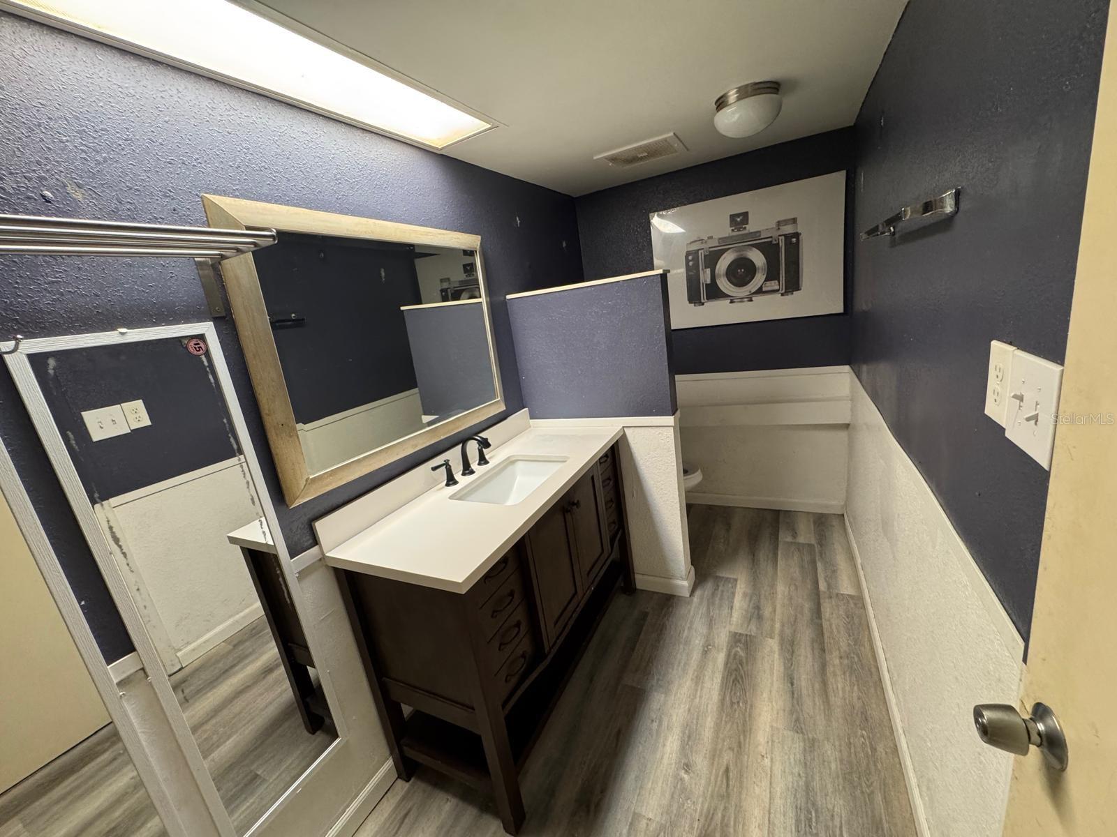ALLIANCE CONDO - Residential