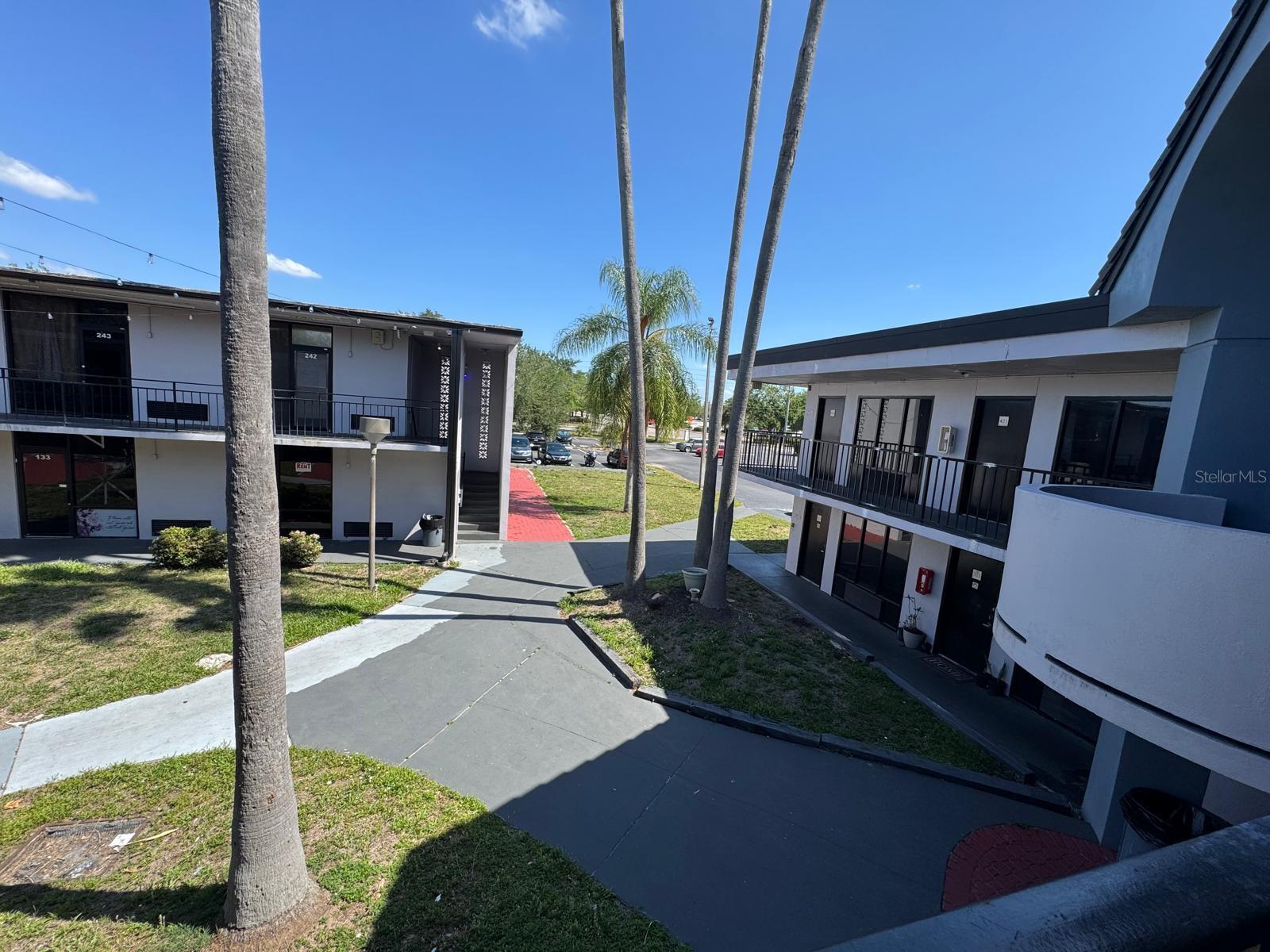 ALLIANCE CONDO - Residential