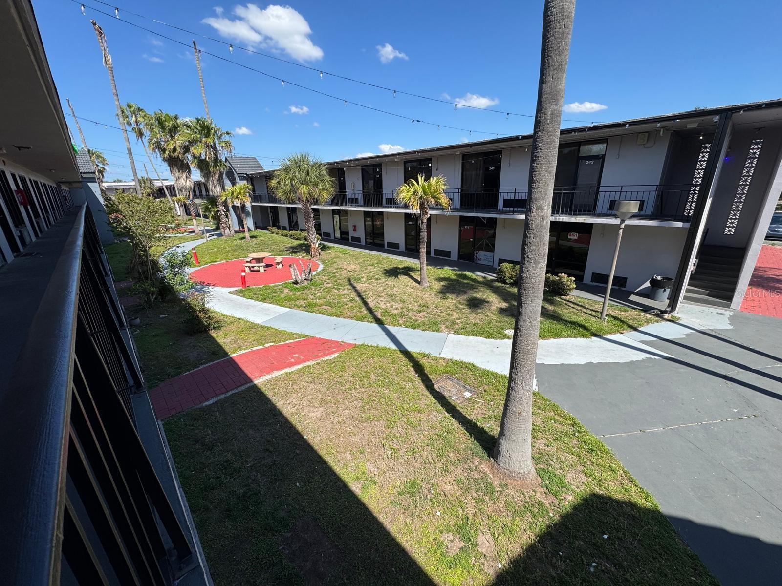 ALLIANCE CONDO - Residential
