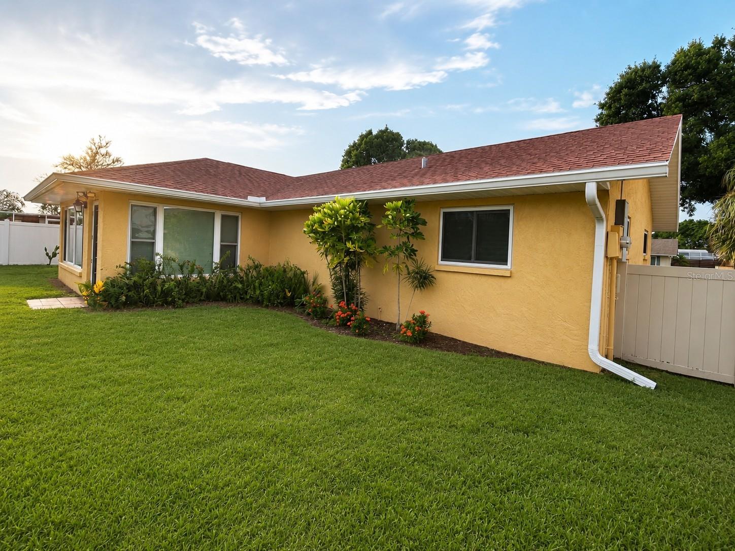 6007 9TH AVE W