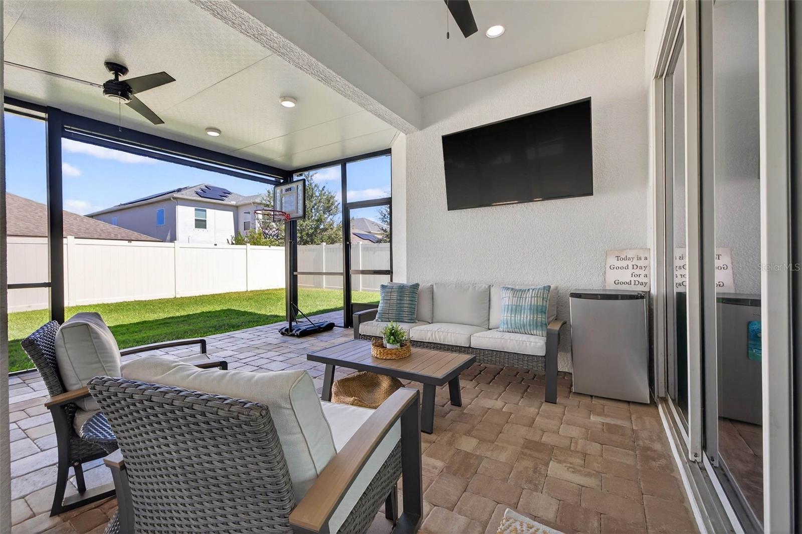 MARIPOSA PH 2A & 2B - Residential Lease