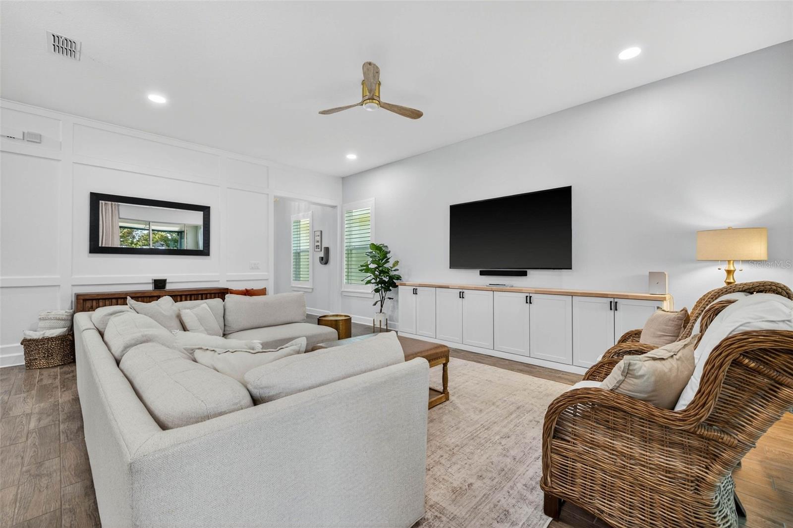 MARIPOSA PH 2A & 2B - Residential Lease