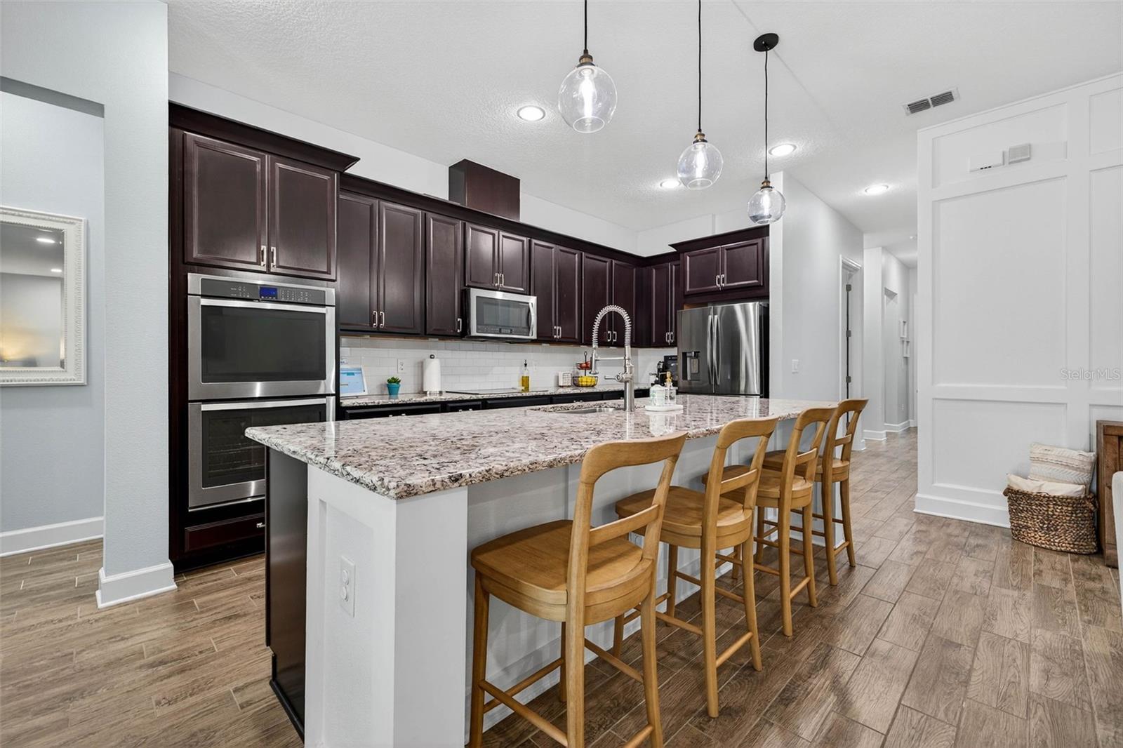 MARIPOSA PH 2A & 2B - Residential Lease