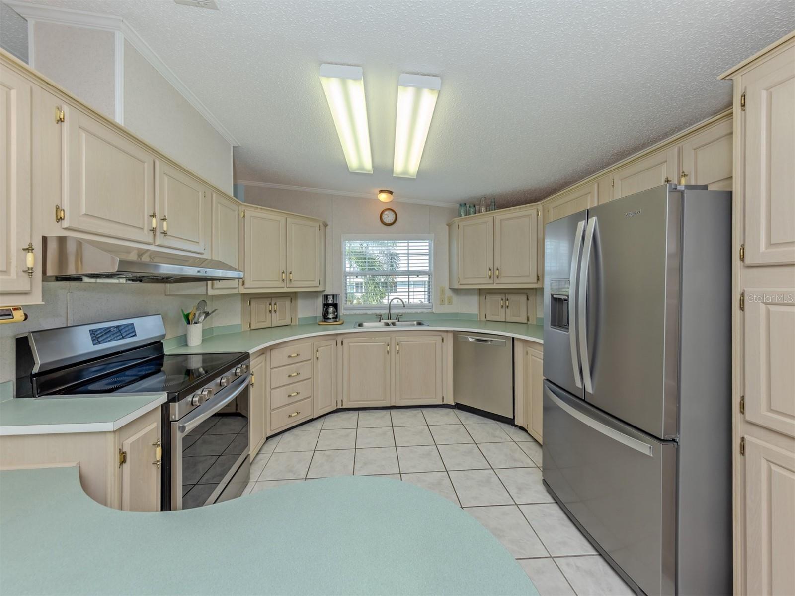 HARBOR ISLES IV - Residential