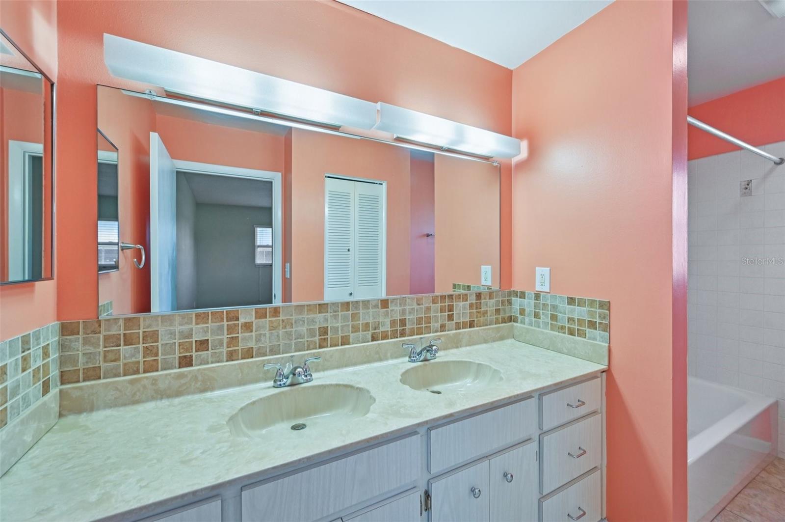 WESTWOOD GREENS A CONDO - Residential