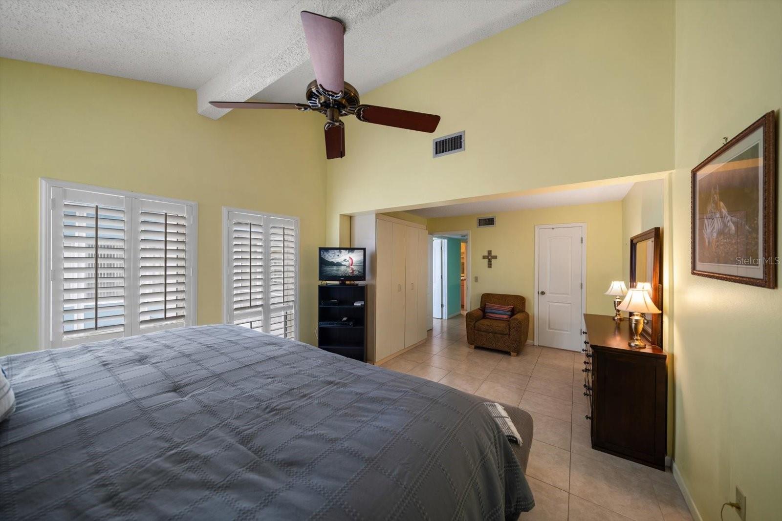 MADEIRA BEACH YACHT CLUB CONDO - Residential