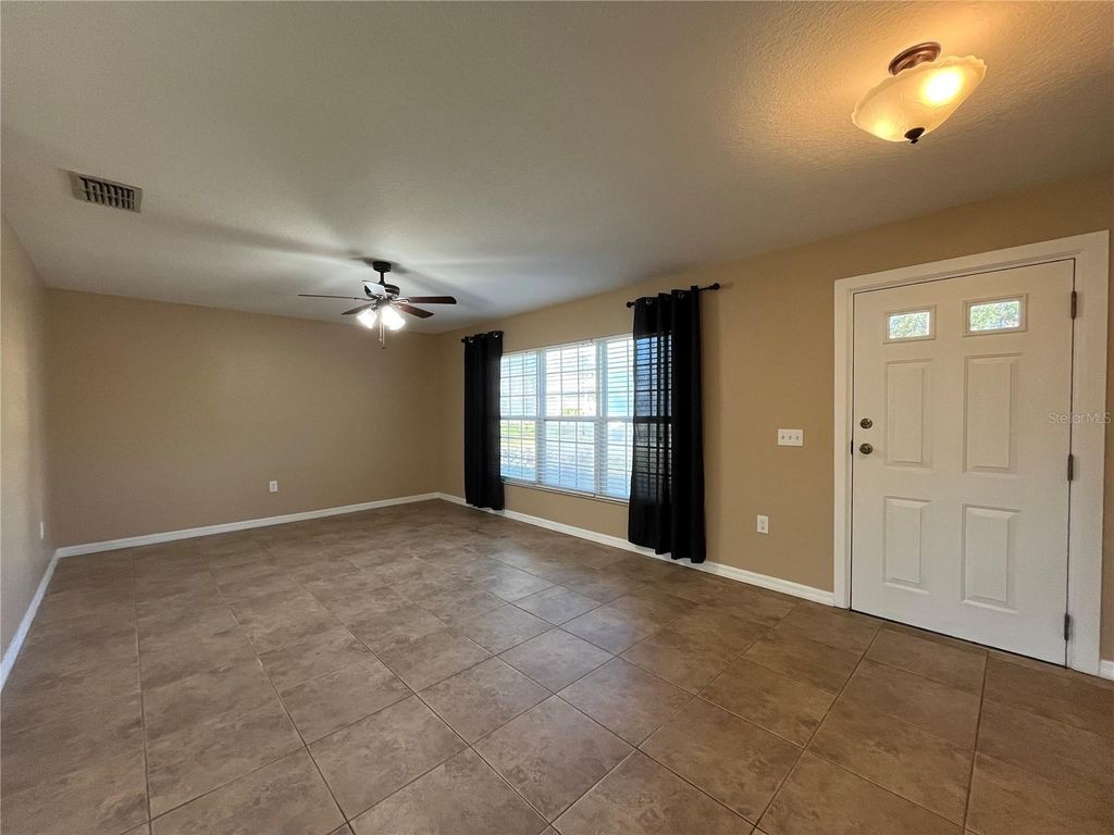Photo of 197 Hidden Lake Drive, Brandon, FL 33511 (MLS # L4958114)