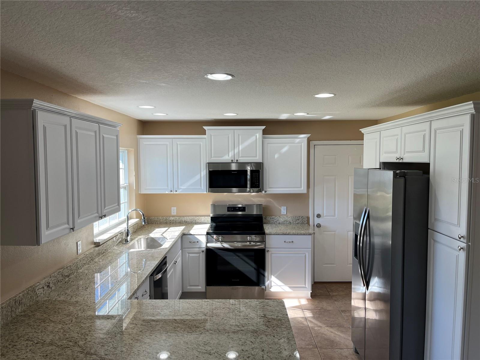 UNPLATTED - Residential Lease