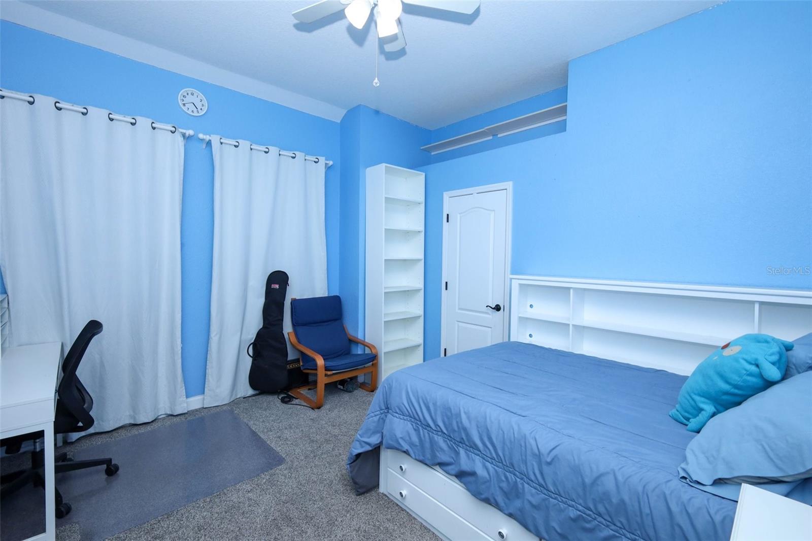 ESTATES AT ALOMA WOODS PH 1 - Residential