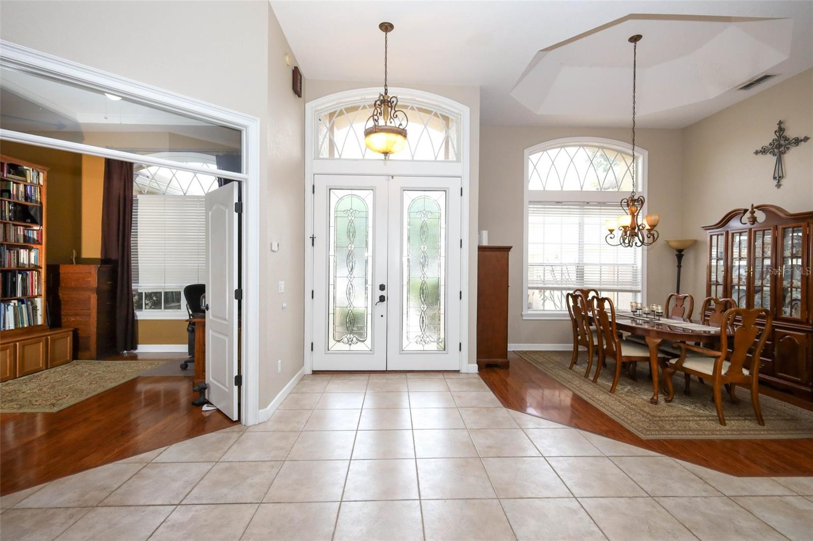 ESTATES AT ALOMA WOODS PH 1 - Residential