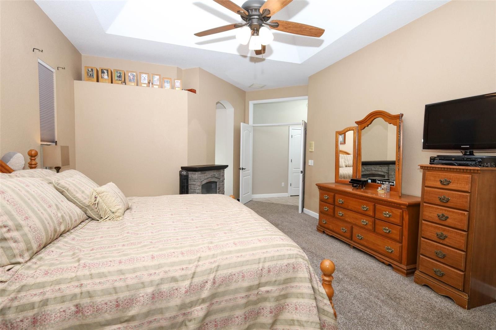 ESTATES AT ALOMA WOODS PH 1 - Residential