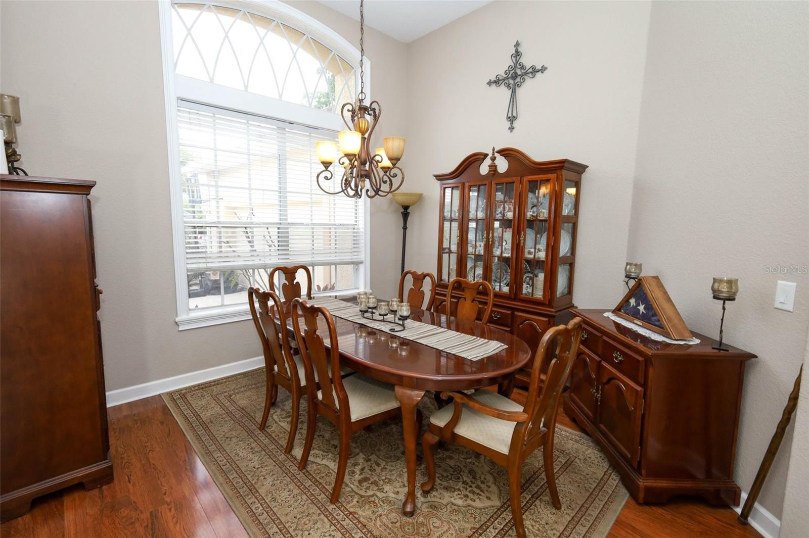 ESTATES AT ALOMA WOODS PH 1 - Residential