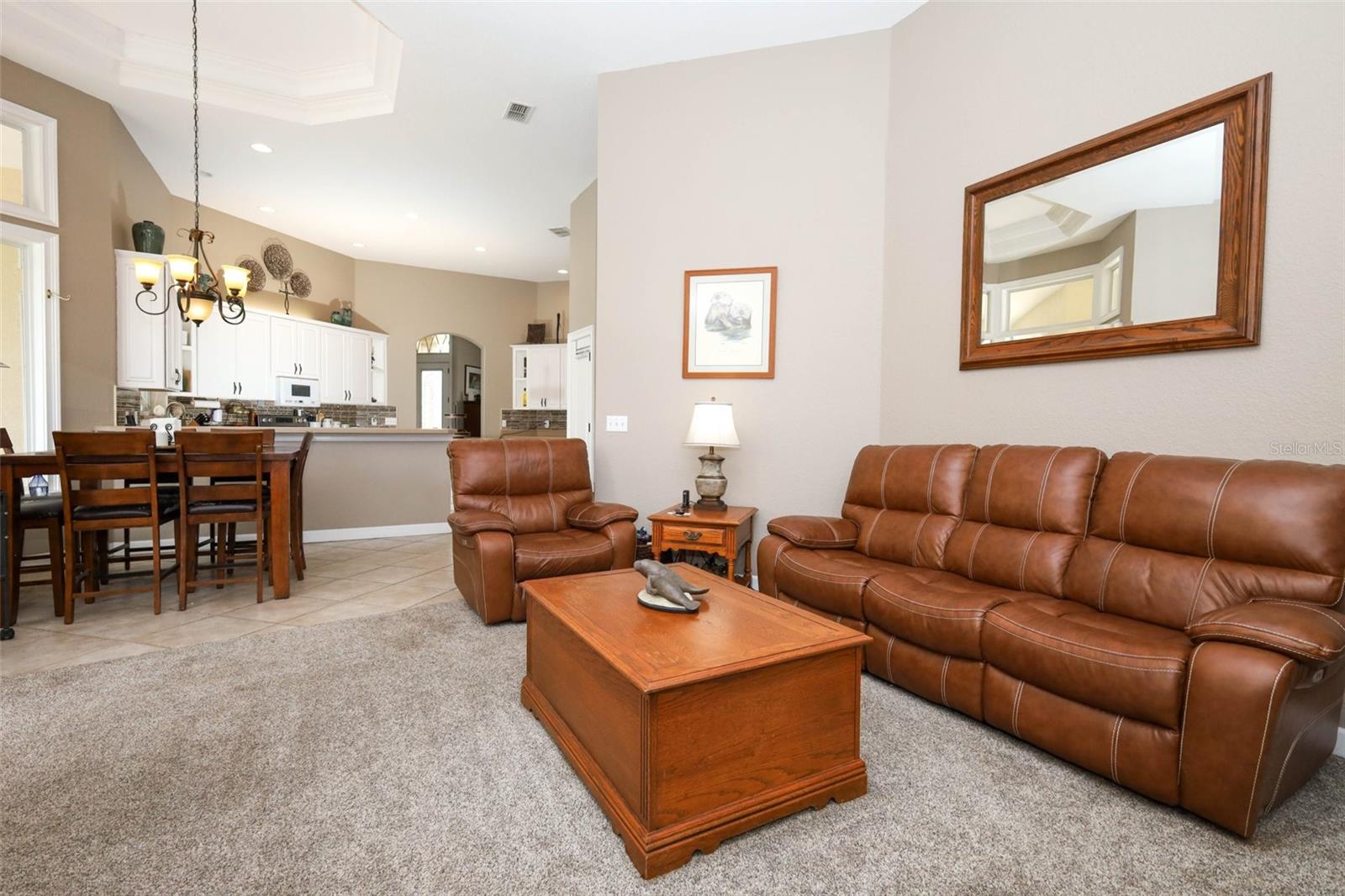 ESTATES AT ALOMA WOODS PH 1 - Residential