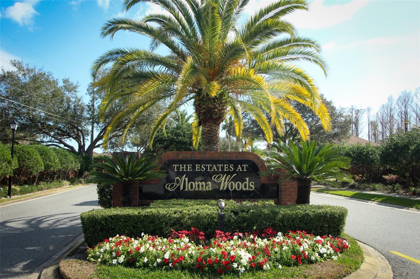 ESTATES AT ALOMA WOODS PH 1 - Residential