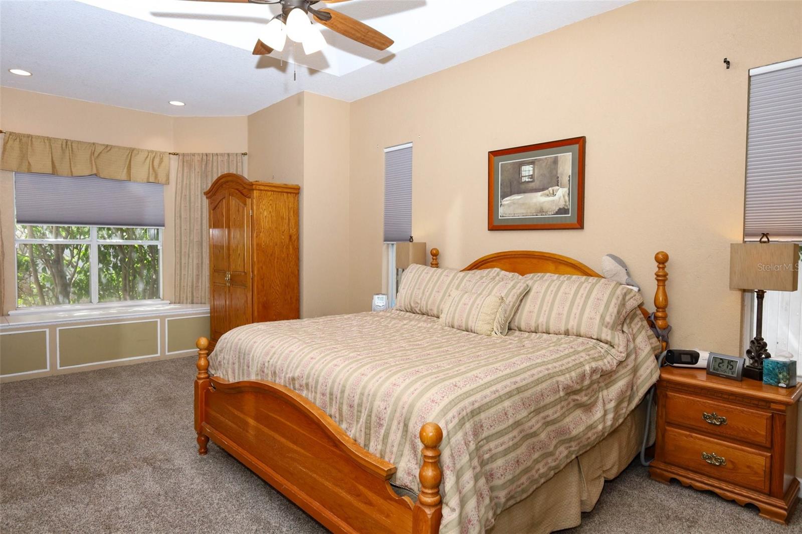 ESTATES AT ALOMA WOODS PH 1 - Residential