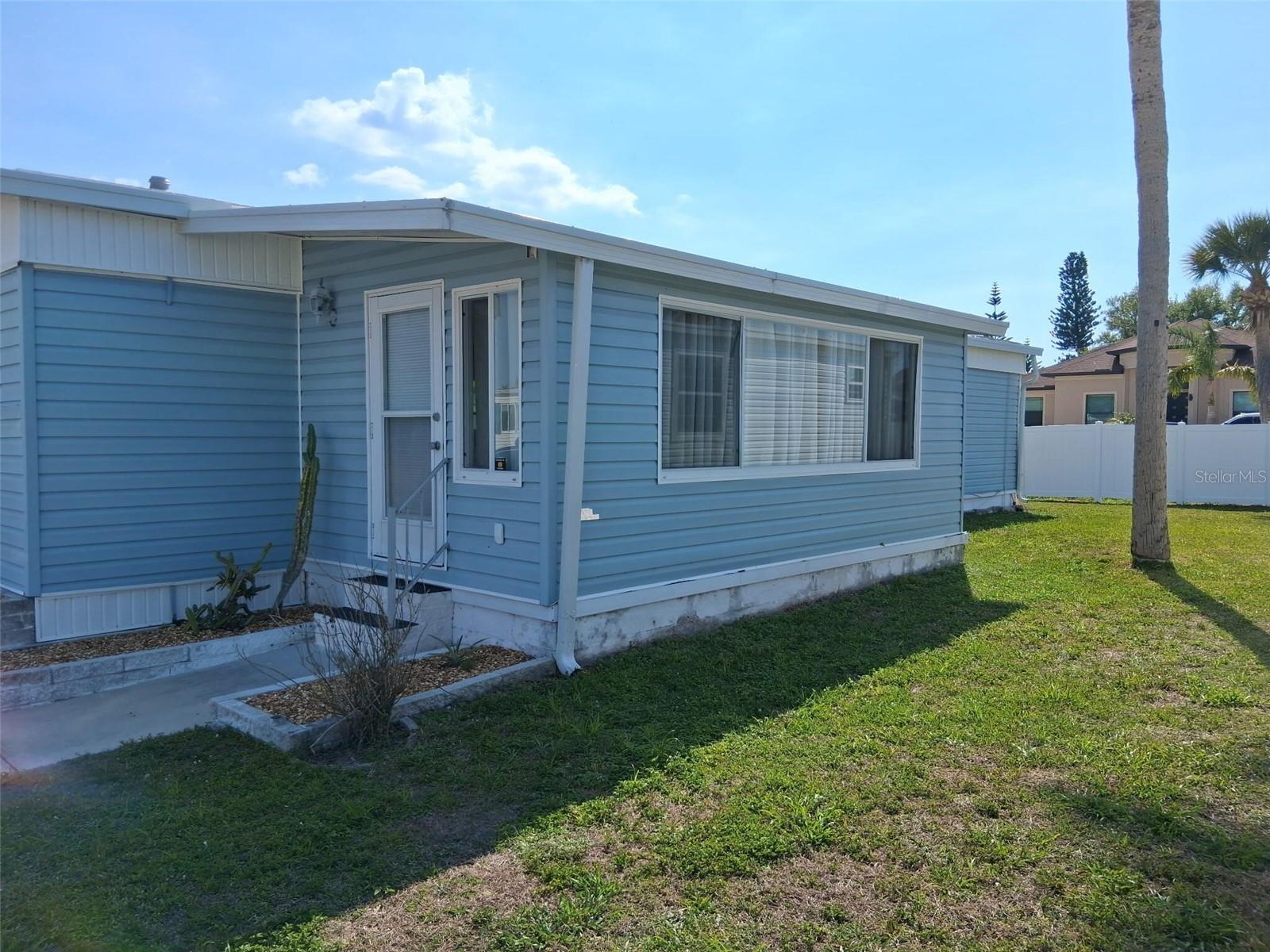 JAPANESE GARDENS MHP - Residential