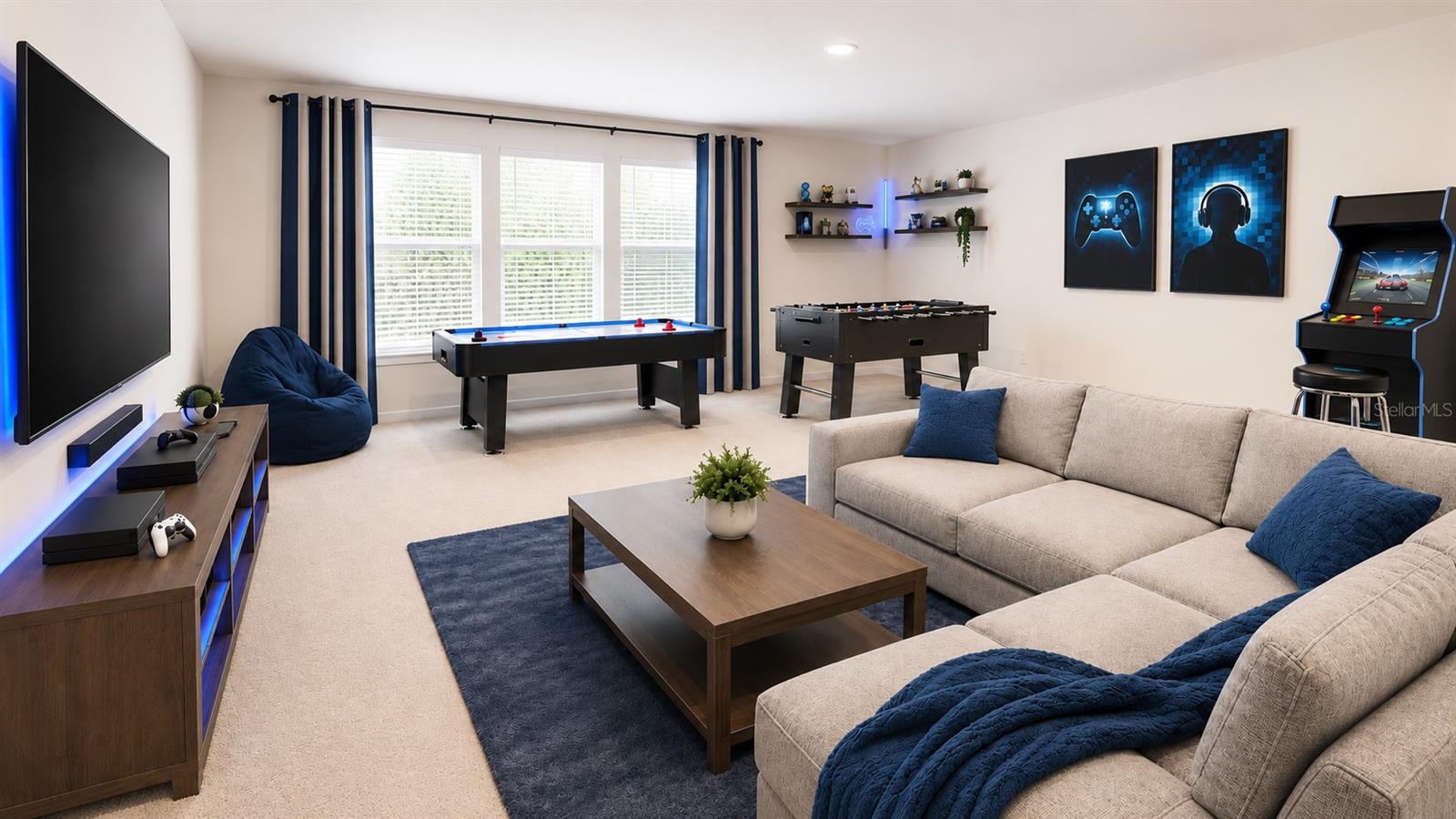 CHAPMAN PINES - Residential