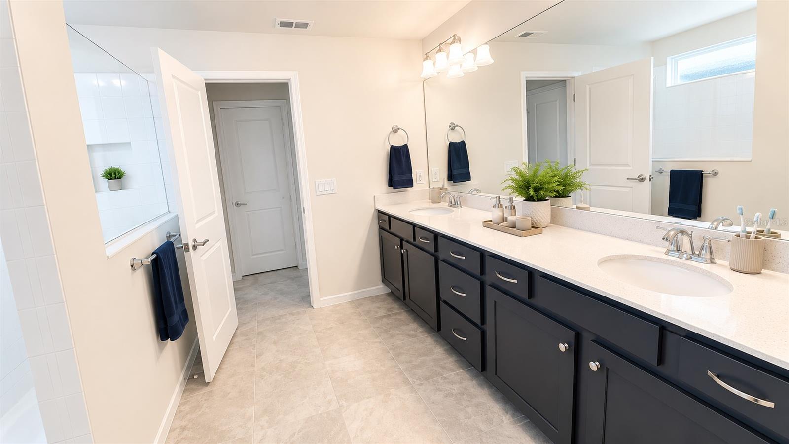 CHAPMAN PINES - Residential