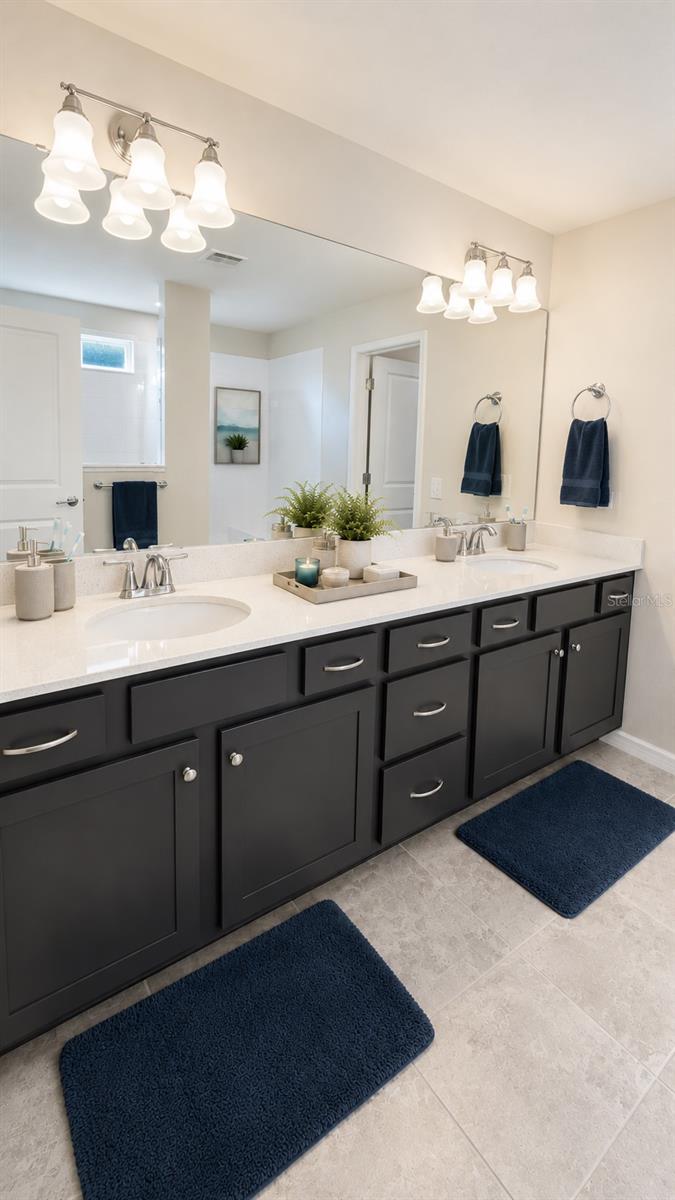 CHAPMAN PINES - Residential