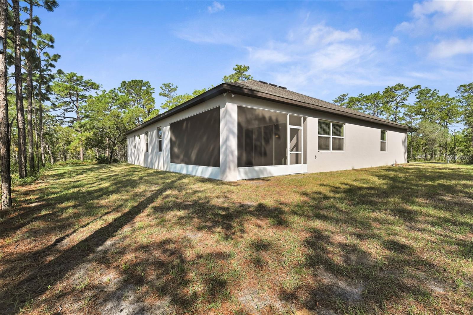 9 SANDERS COURT E