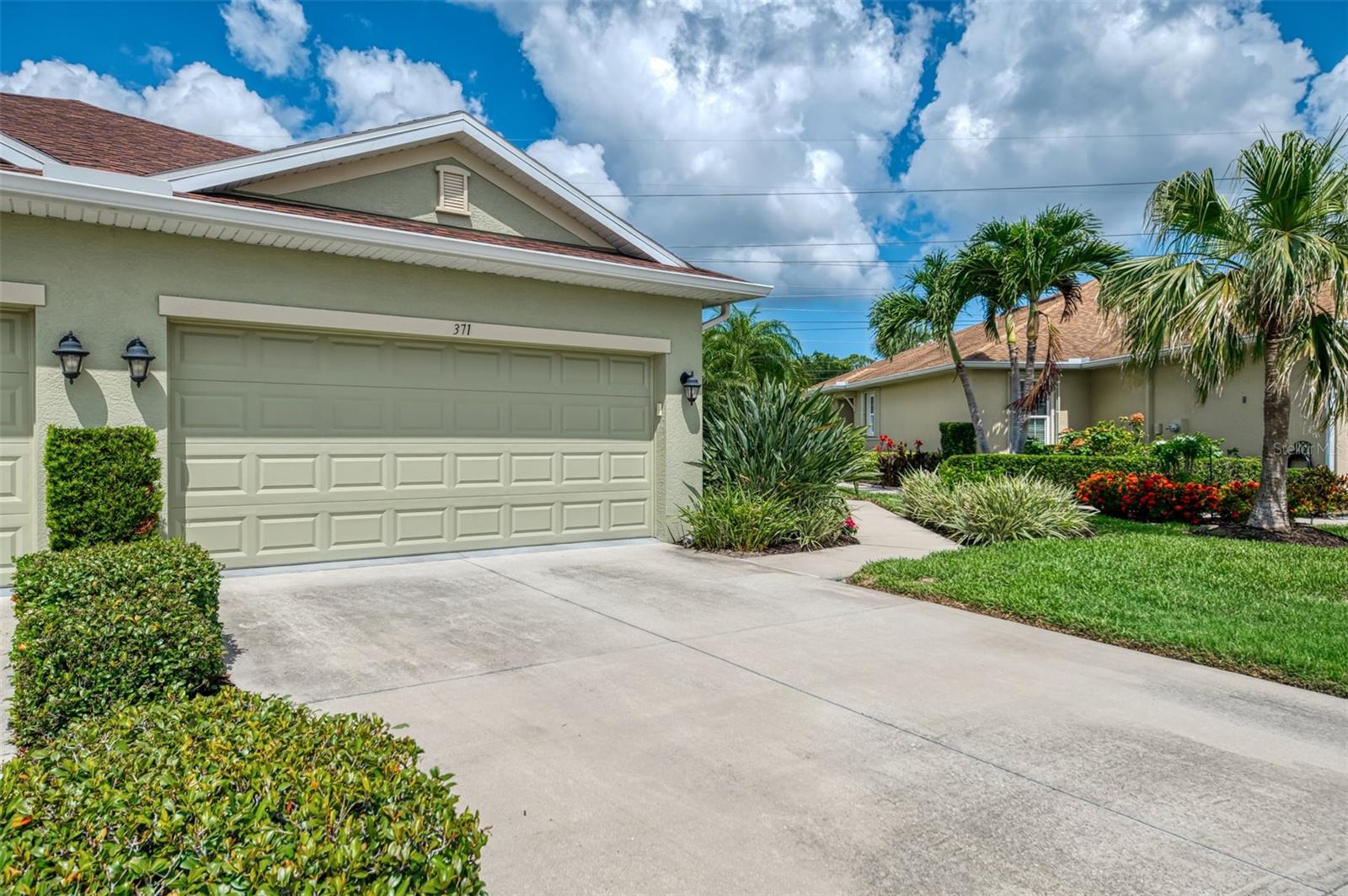 371 CAPULET DRIVE