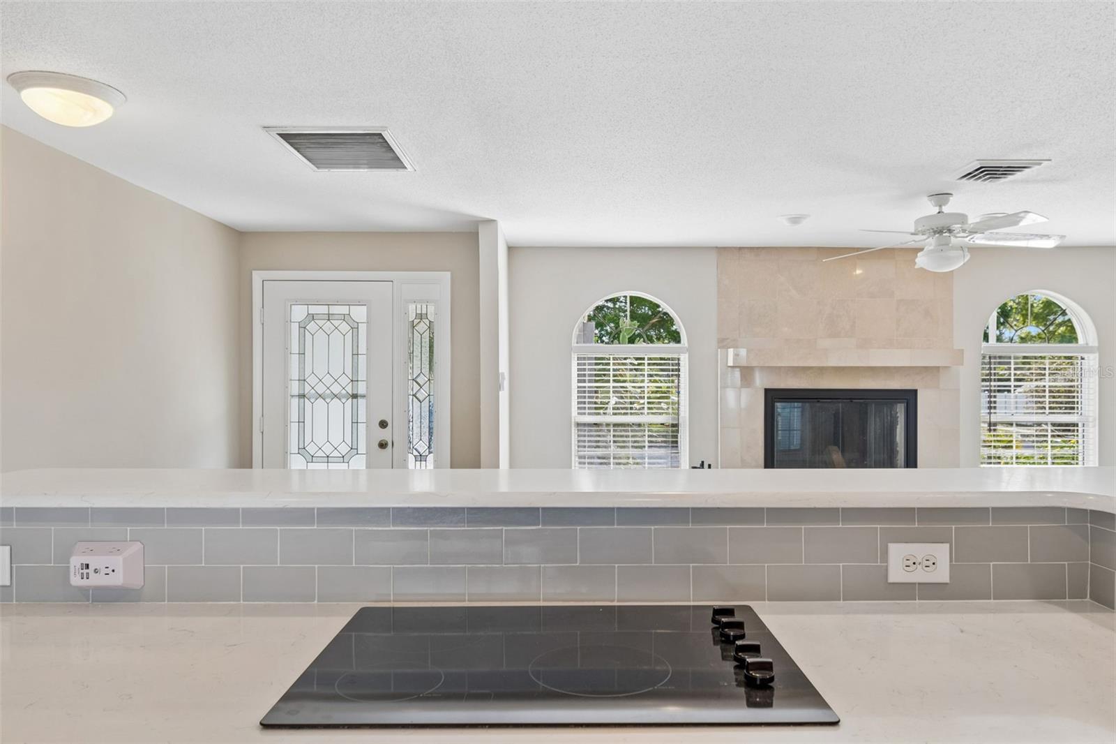 HIDDEN LAKE - Residential