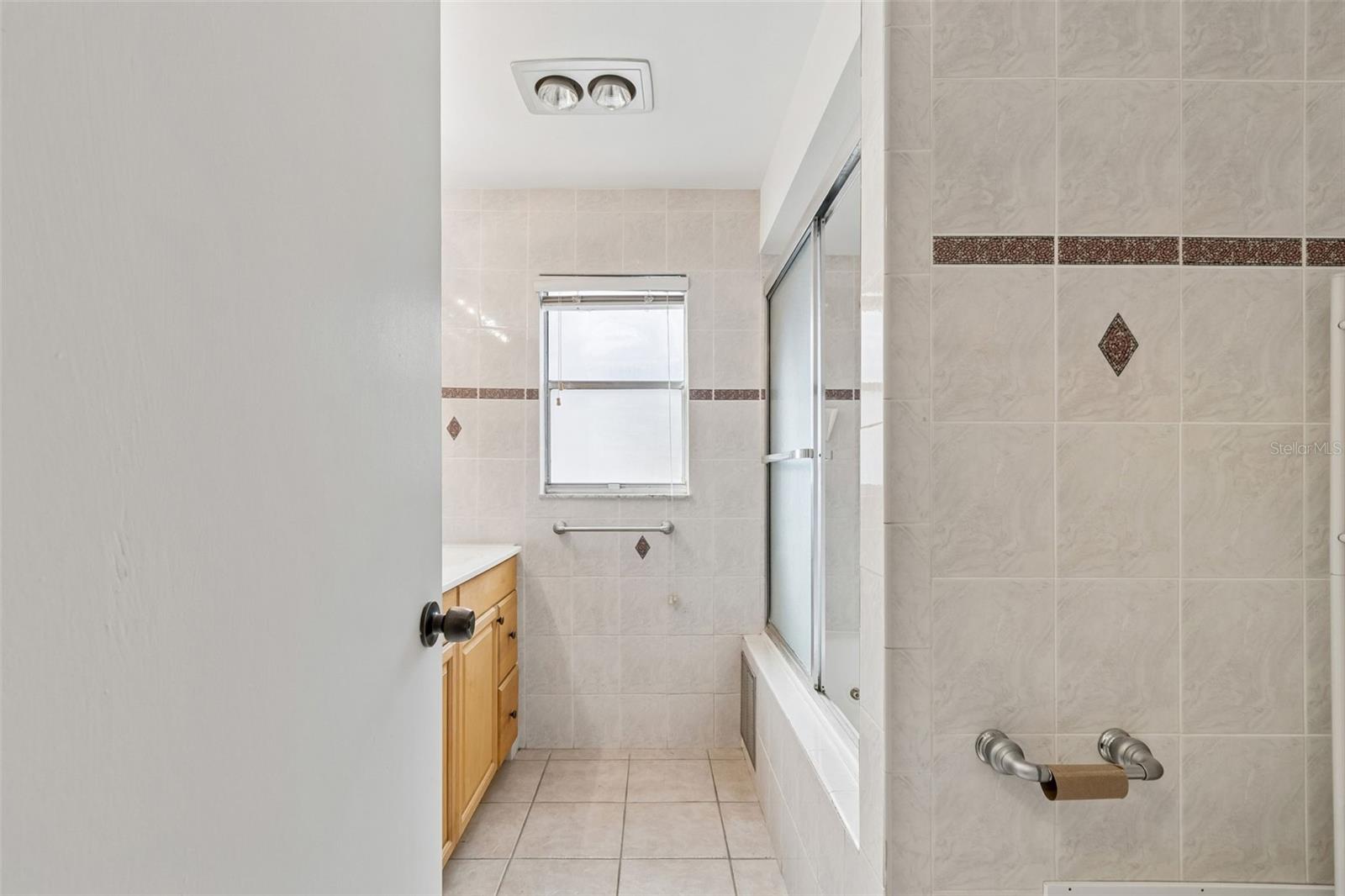 HIDDEN LAKE - Residential