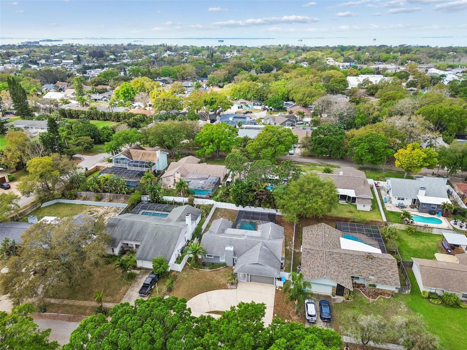 HIDDEN LAKE - Residential