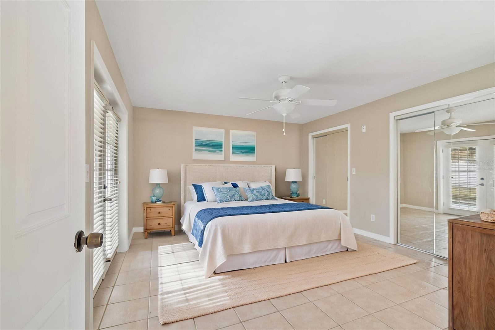 HIDDEN LAKE - Residential