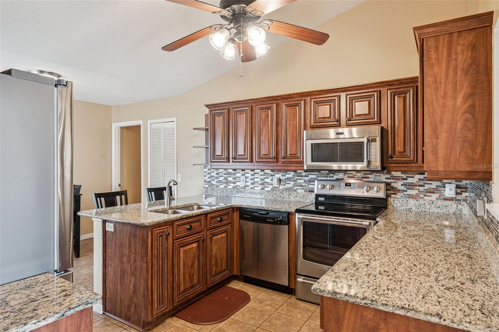 TWIN RIVERS SEC 4 UNIT 1 - Residential