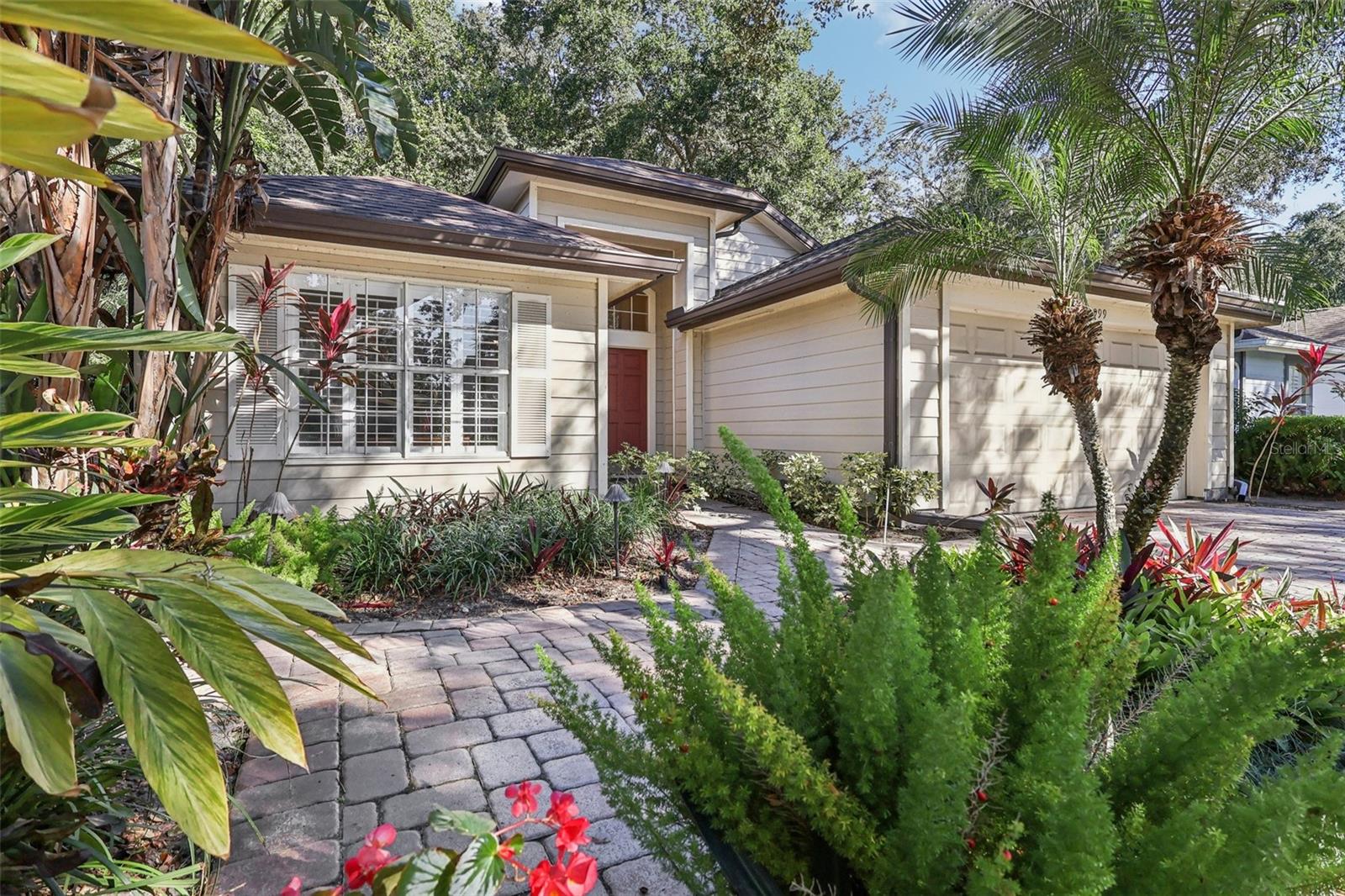 OAKS WEKIWA - Residential