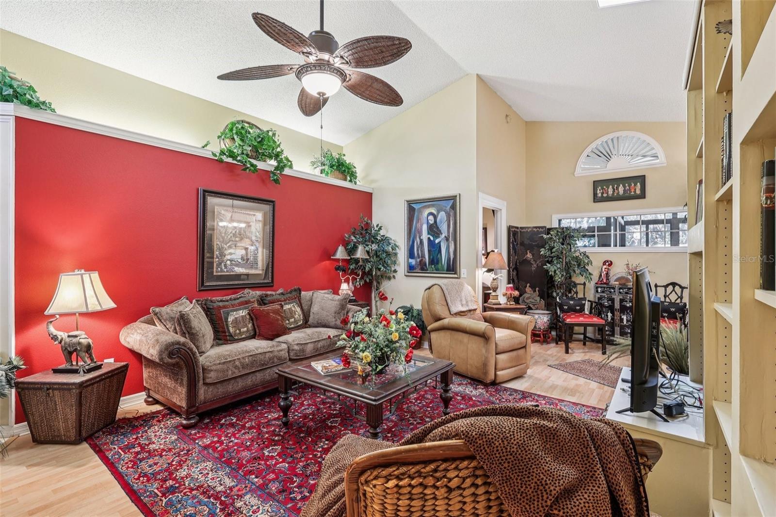 OAKS WEKIWA - Residential