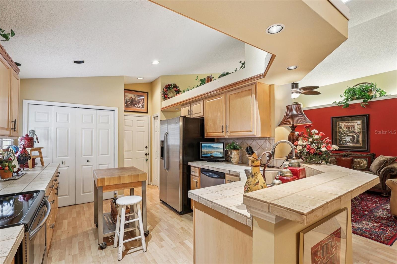 OAKS WEKIWA - Residential