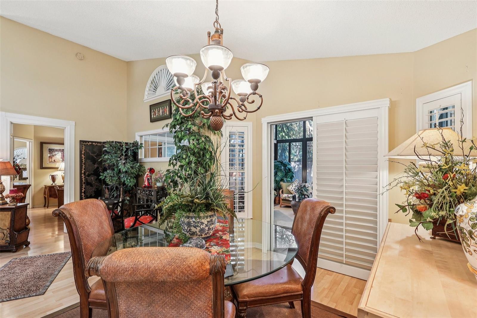 OAKS WEKIWA - Residential