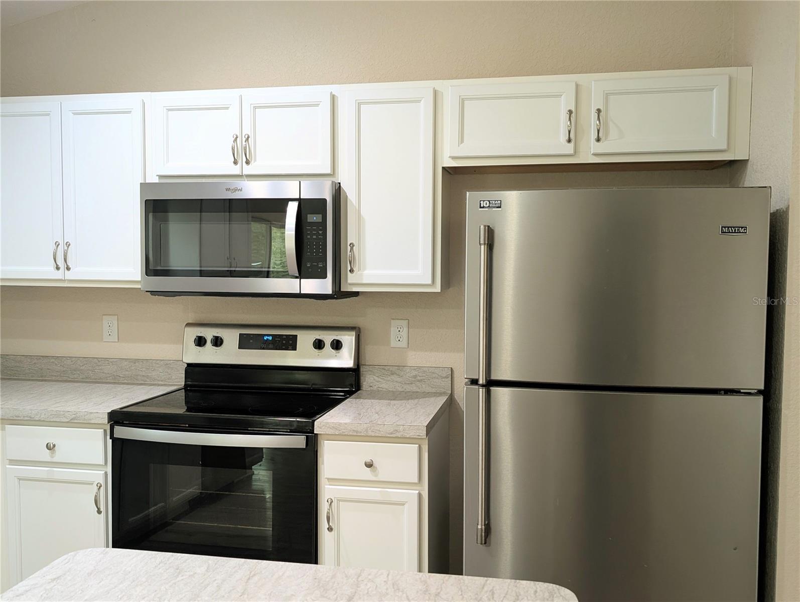 ROLLING RANCH ESTATE - Residential